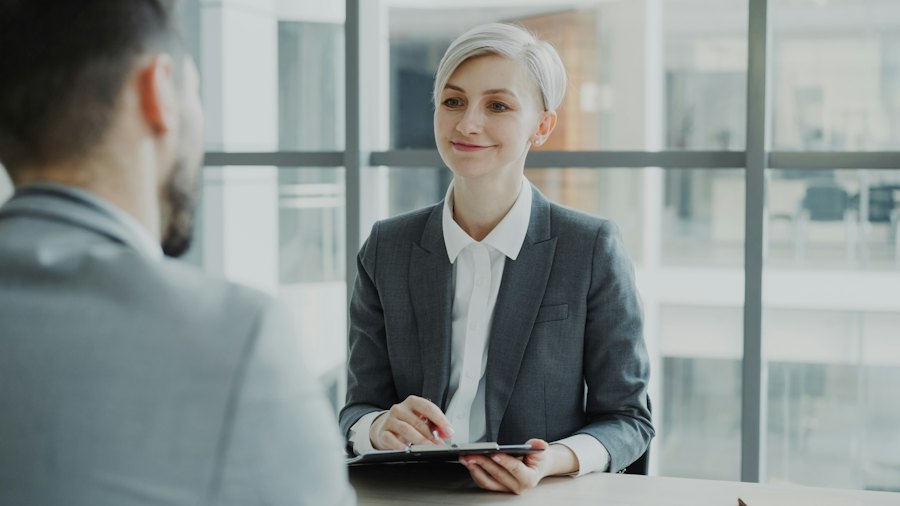 Entrevista de emprego em um escritório
